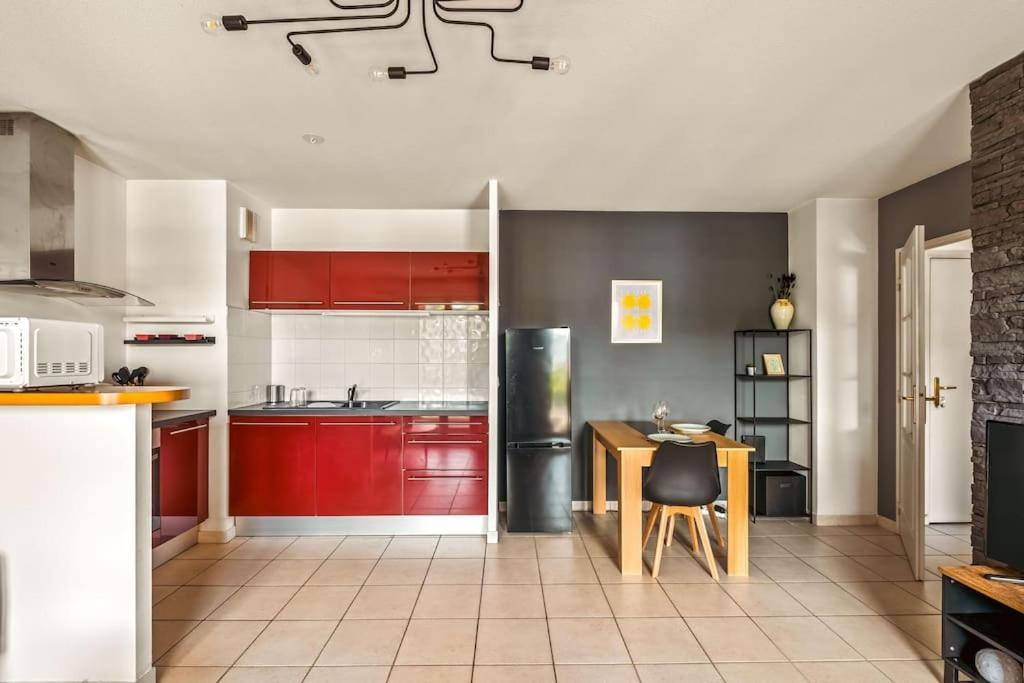 Appartamento T2 Paisible Vaise, Avec Parking Metro Direct Bellecour Lione Esterno foto