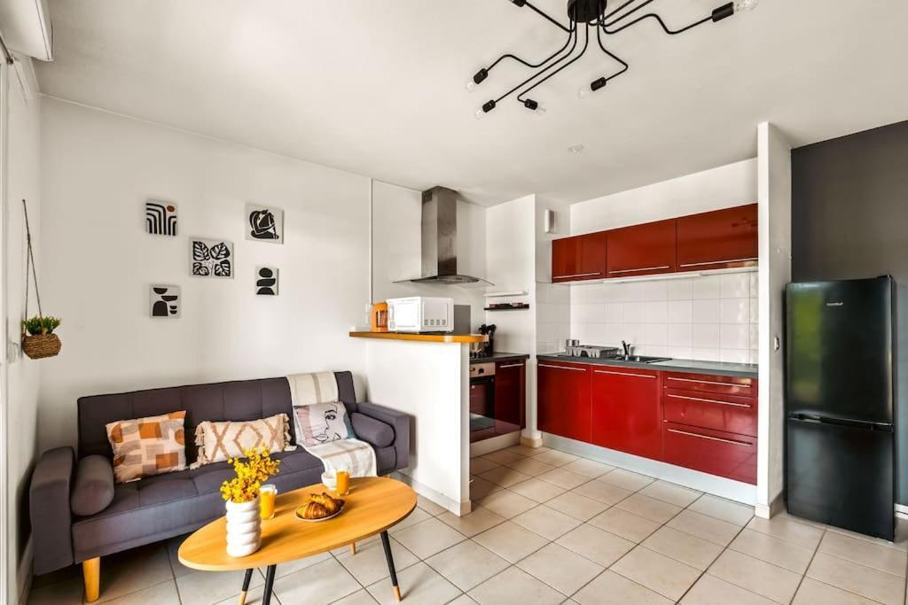 Appartamento T2 Paisible Vaise, Avec Parking Metro Direct Bellecour Lione Esterno foto