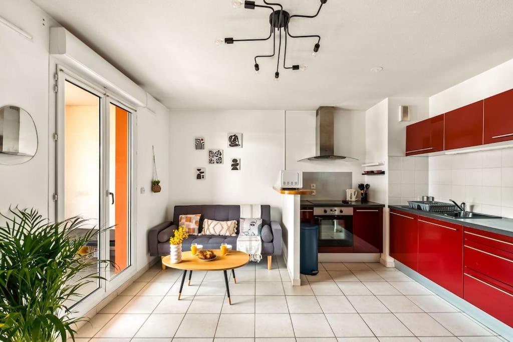 Appartamento T2 Paisible Vaise, Avec Parking Metro Direct Bellecour Lione Esterno foto