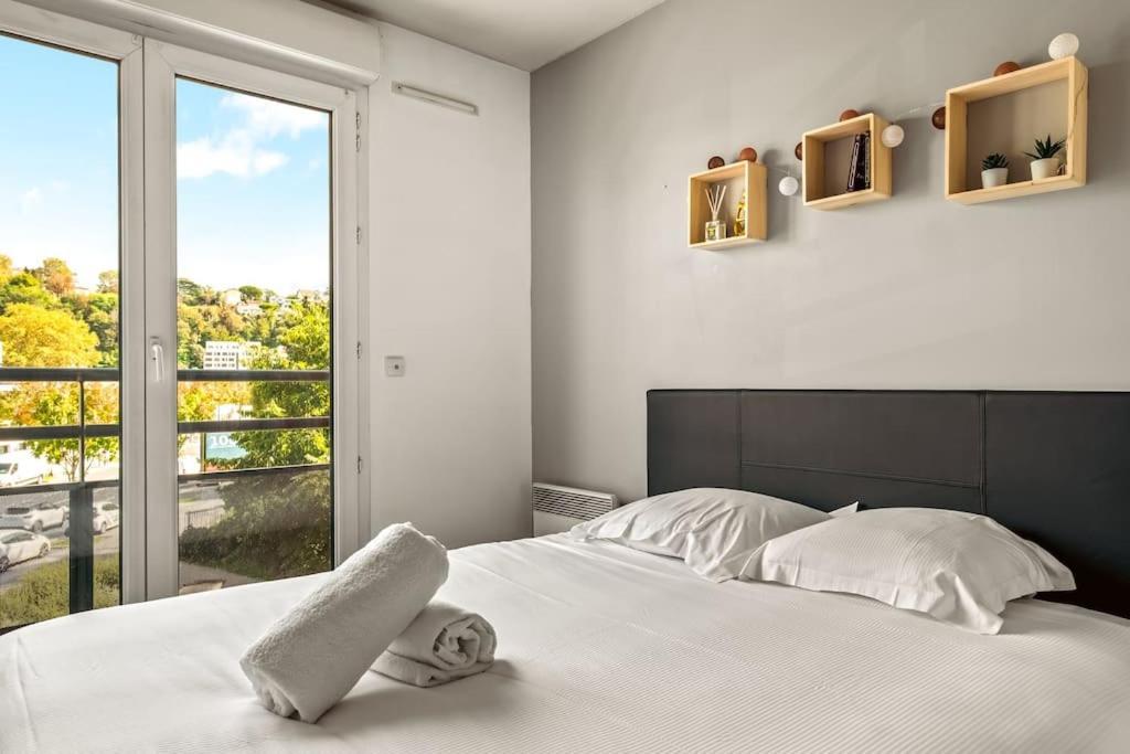 Appartamento T2 Paisible Vaise, Avec Parking Metro Direct Bellecour Lione Esterno foto